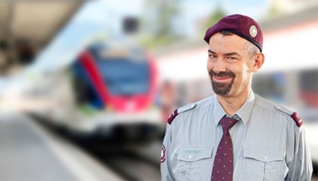 In stazione “Piedi per terra, testa sulle spalle”
